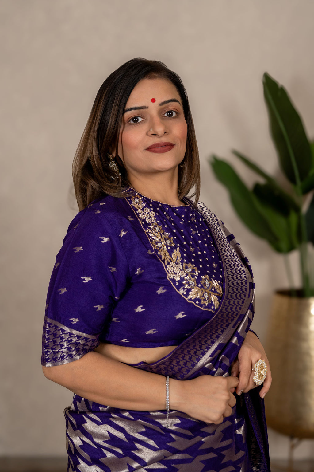 Banarasi Houndstooth Checks Saree – Purple
