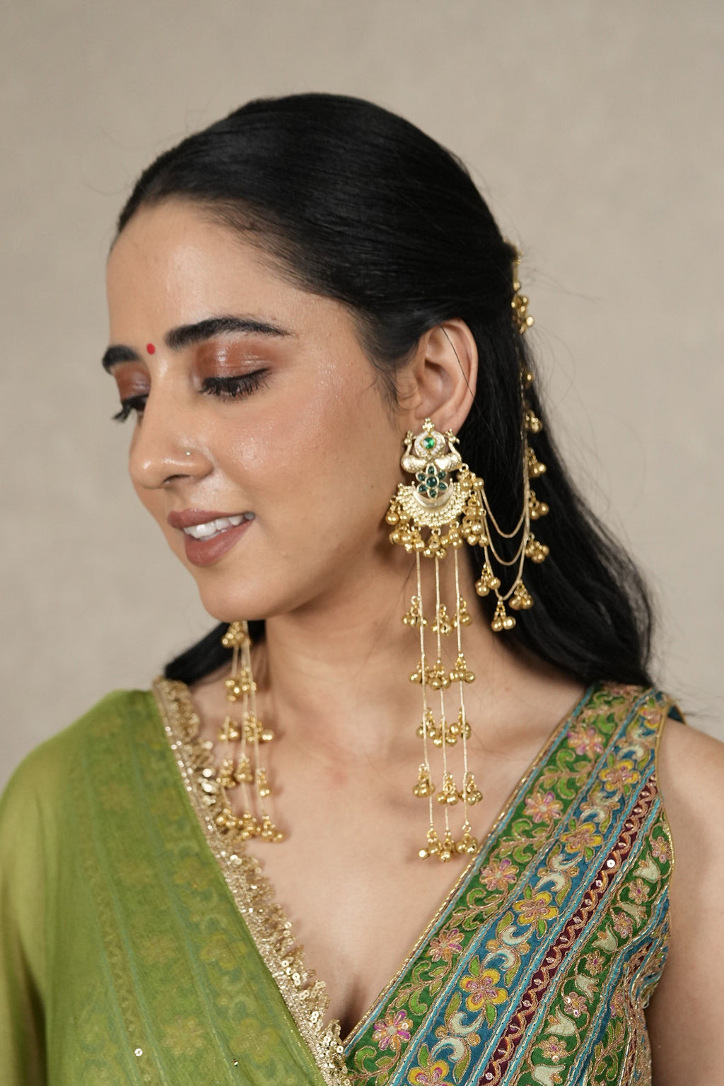 Mayura Chandbali Jhumka with Sahare / Hair Chains
