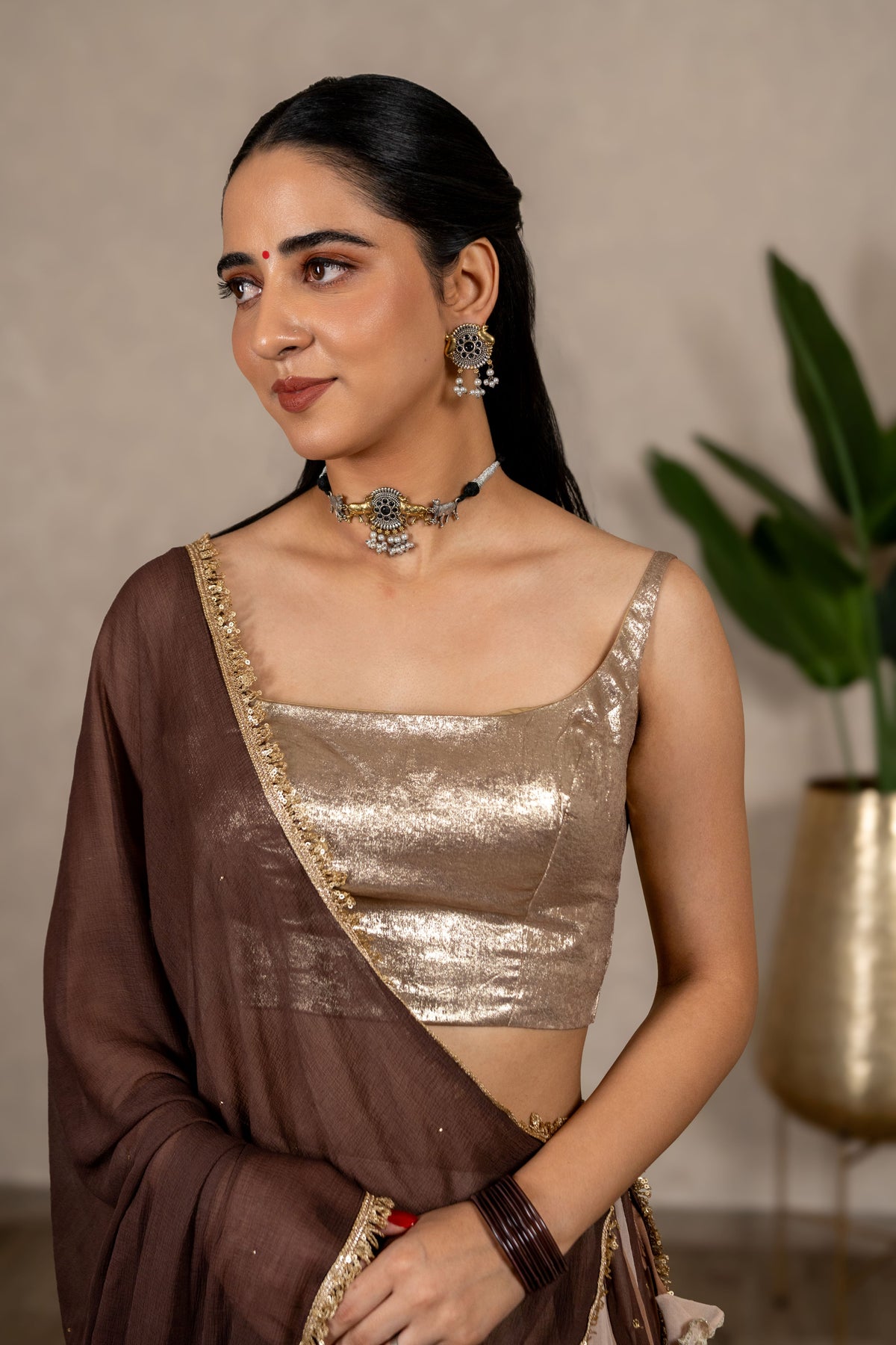 Nandi Dual-Tone Oxidised Pearl Choker Set